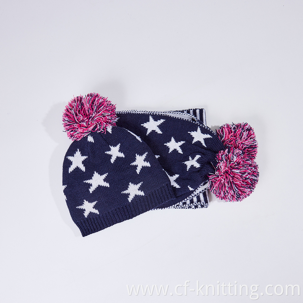 Cf T 0014 Knitted Hat And Scarf 1